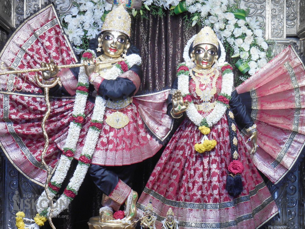 Iskcon Bangalore Radha Krishnachandra Deity Daily Darshan